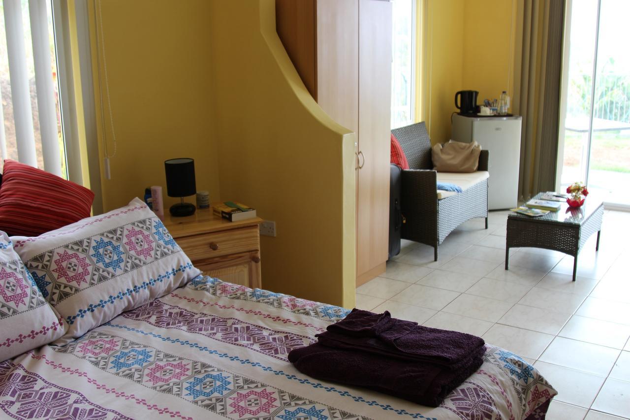 Richards Travel Lodge Jamestown Экстерьер фото